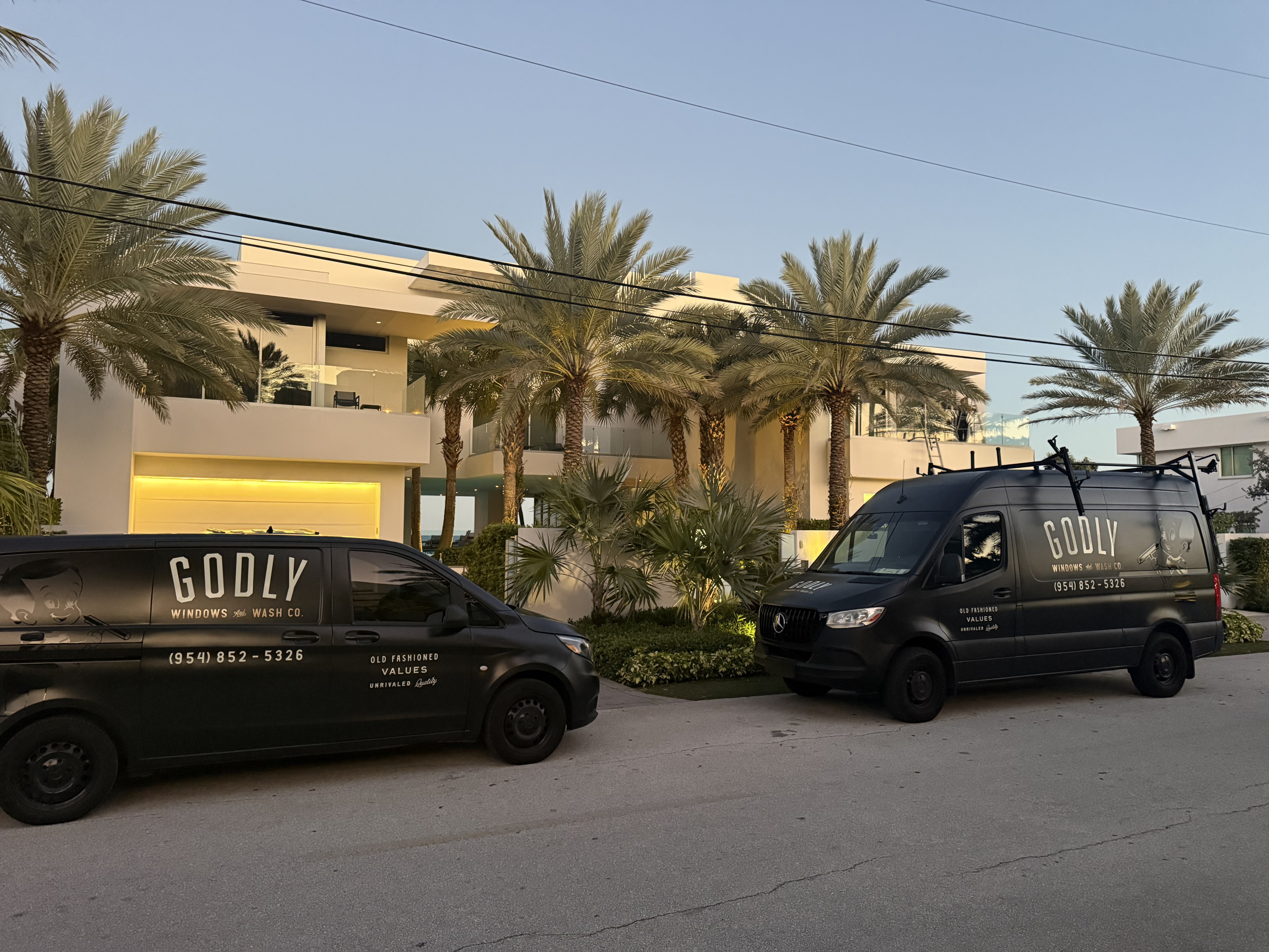 Professional window cleaning service in South Florida, FL
